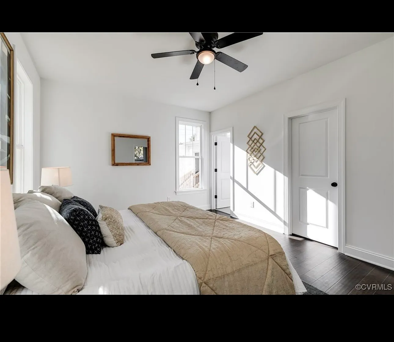 2 bed, 1280 sqft, $2,000 — Photo 4