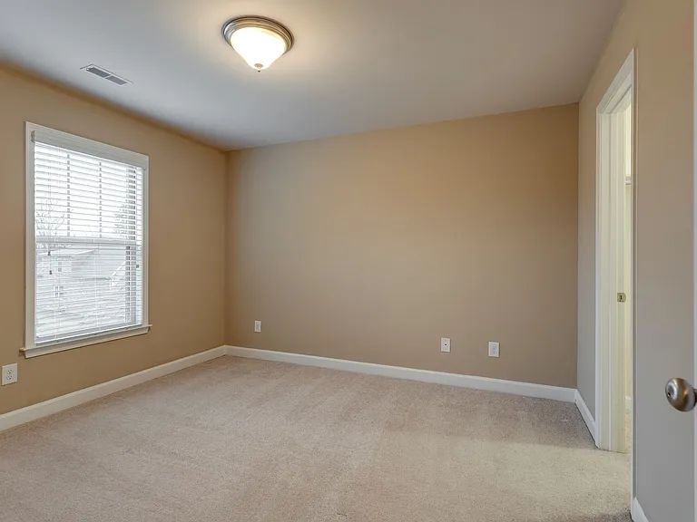 3046 Foust Dr — Photo 7