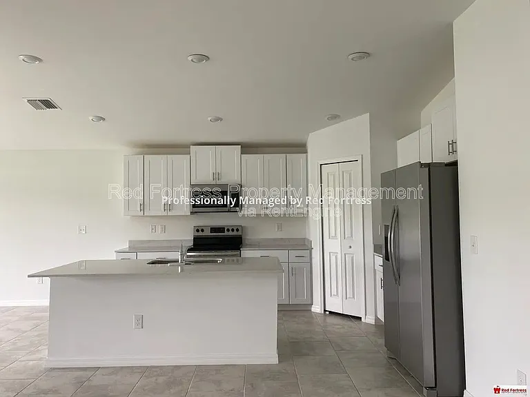 4215 Villa Rapallo Way — Photo 7