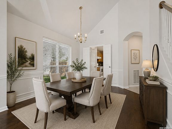 4th image of 2560 Cove Trail