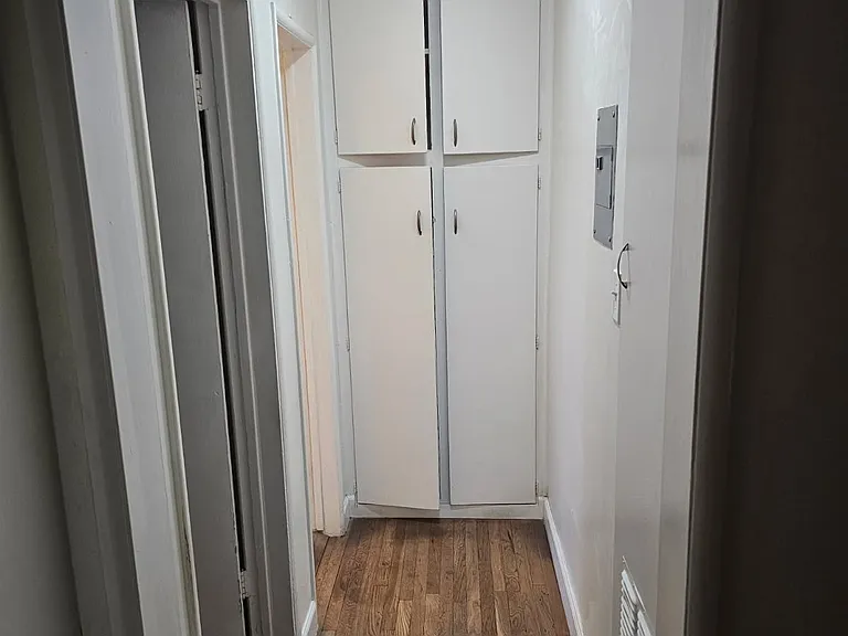 12136 Burbank Blvd #102 — Photo 7
