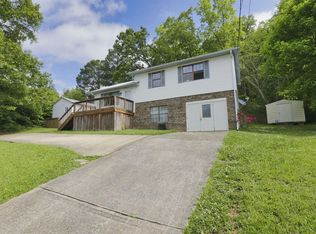584 Angel Dr S, Jacksonville, AL 36265