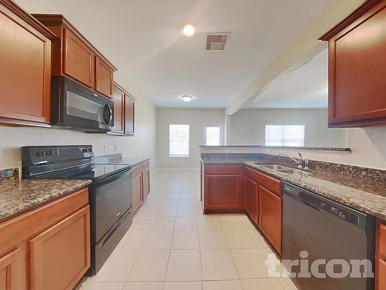 692 Totem Trail Dr — Photo 6