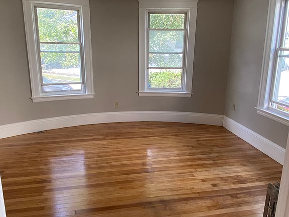 4th image of 45 Butler St APT 1
