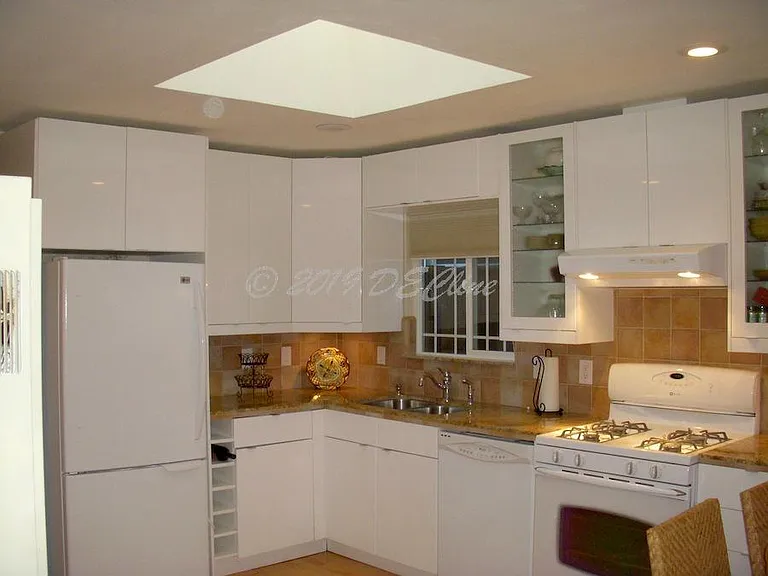 308 Errett Cir — Photo 1