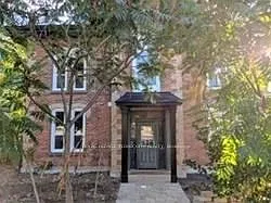 44 Main St N #4