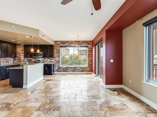 215 N Center #307, San Antonio, TX 78202