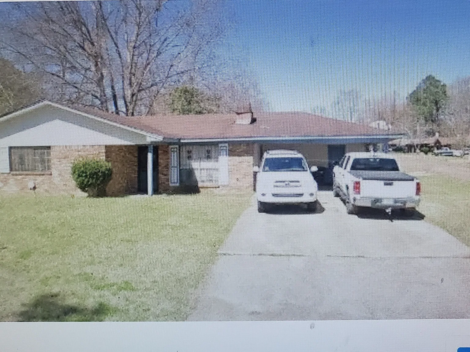 3 bed, 1400 sqft, $1,200 — Photo 1