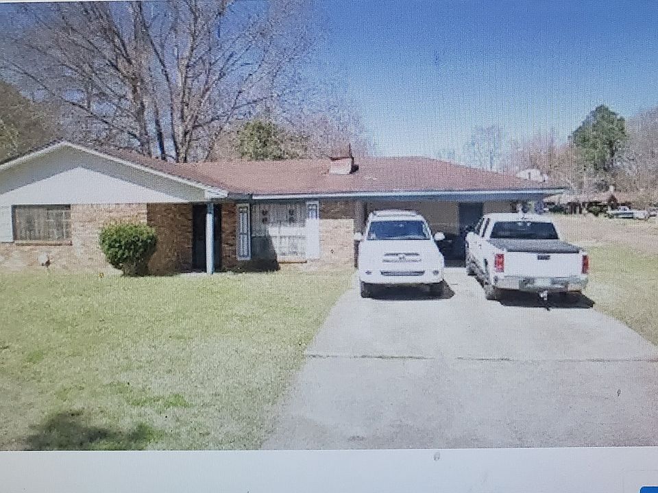Rental Property
4952 Oak Creek Dr.
Jackson, MS 39212