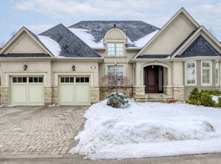 717 Hidden Grove Ln, Mississauga, ON L5H4L2
