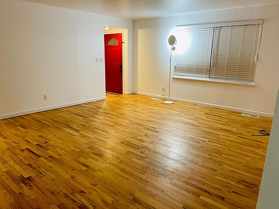 3rd image of 14810 75th Ave NE