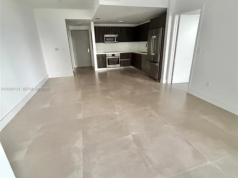 488 NE 18th St #705 — Photo 10