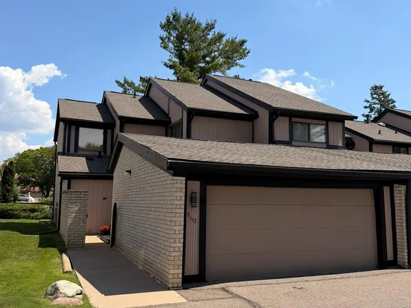 5112 Rock Run, West Bloomfield, MI 48322