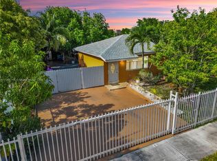 11411 SW 196th Ter, Miami, FL 33157