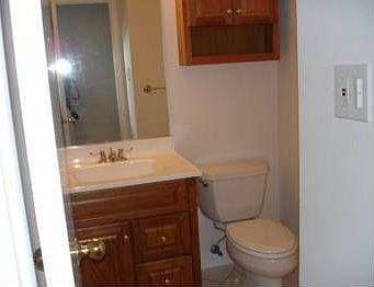 3rd image of 161 Peddlars Dr
