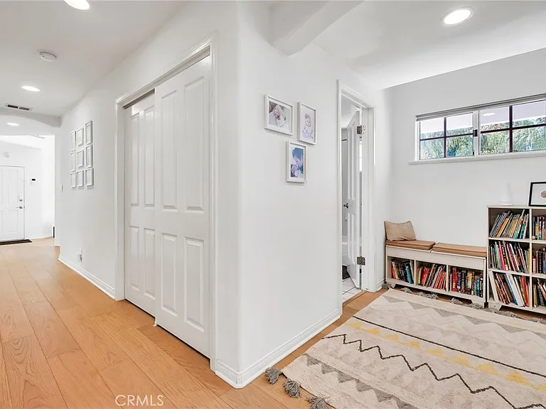 1021 Avenue D — Photo 62