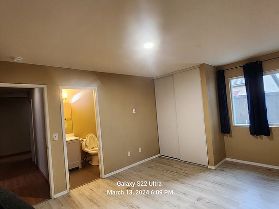 5th image of 7666 Flanders Dr