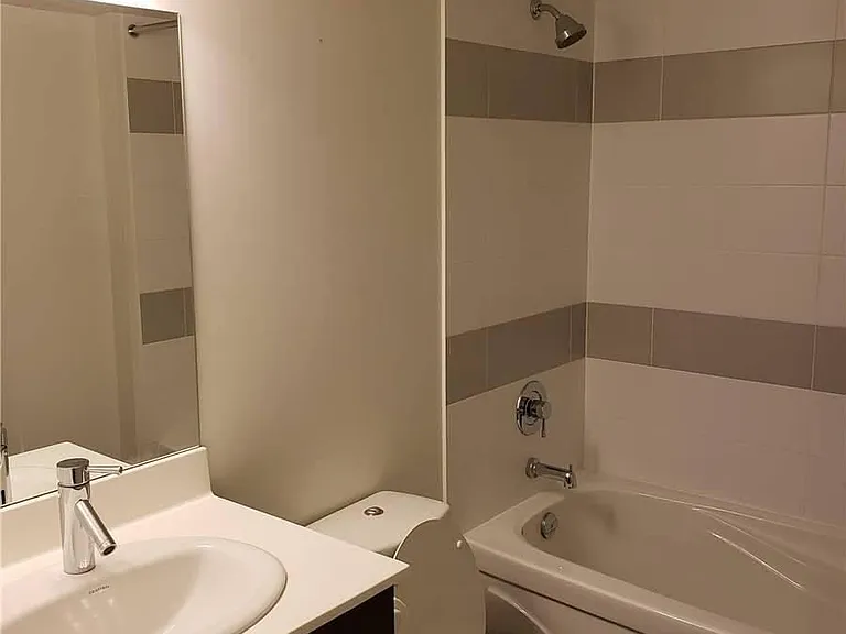 5162 Yonge St #809 — Photo 6