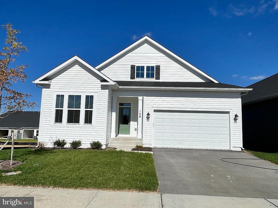 1st image of 3168 Ruby Royce Dr