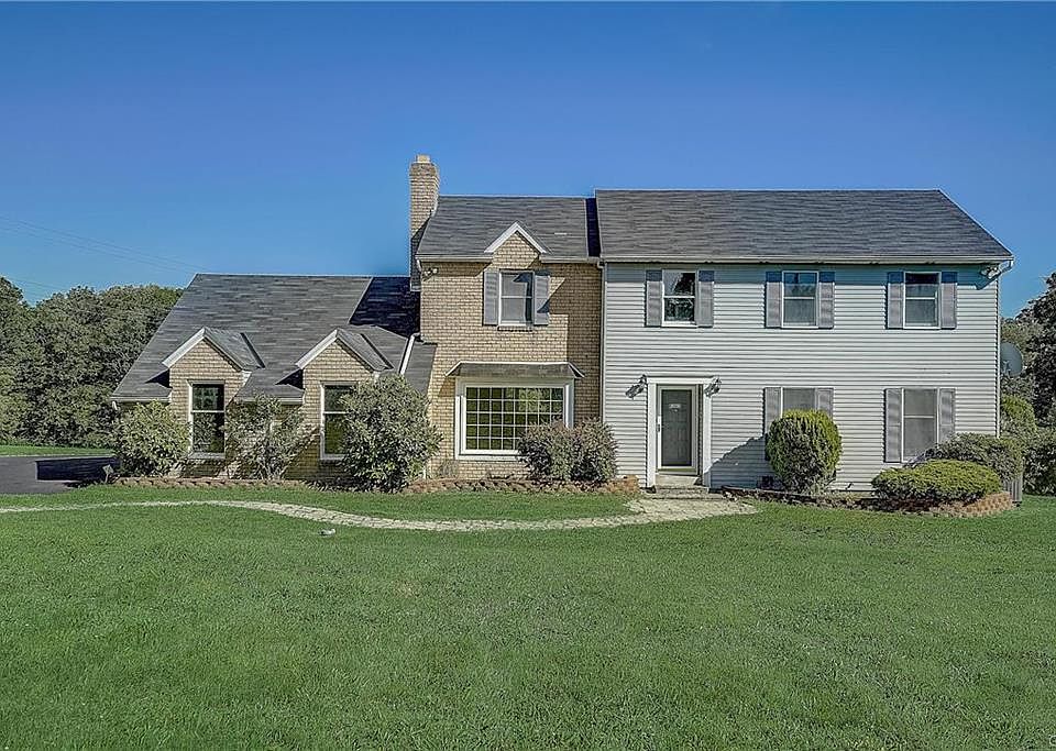 2nd image of 6210 Saint Peters Rd
