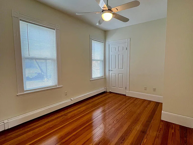 108 Chestnut St #3 — Photo 7