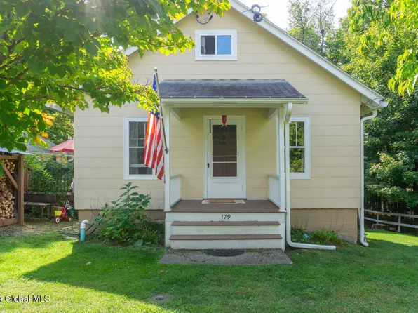 179 Main Street, Claverack, NY 12565