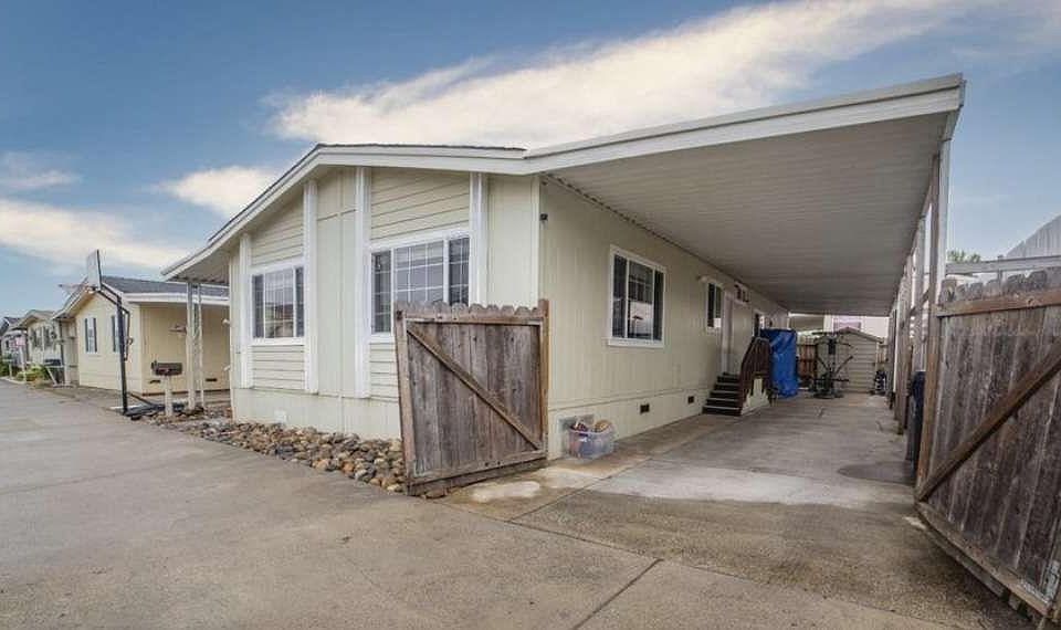 1st image of 49 Blanca Ln Space 310