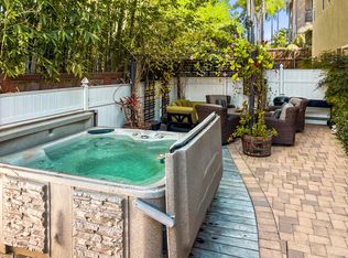1276 Pine Ave, Carlsbad, CA 92008