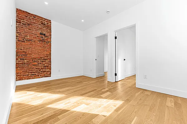 Rented by REAL New York | media 2