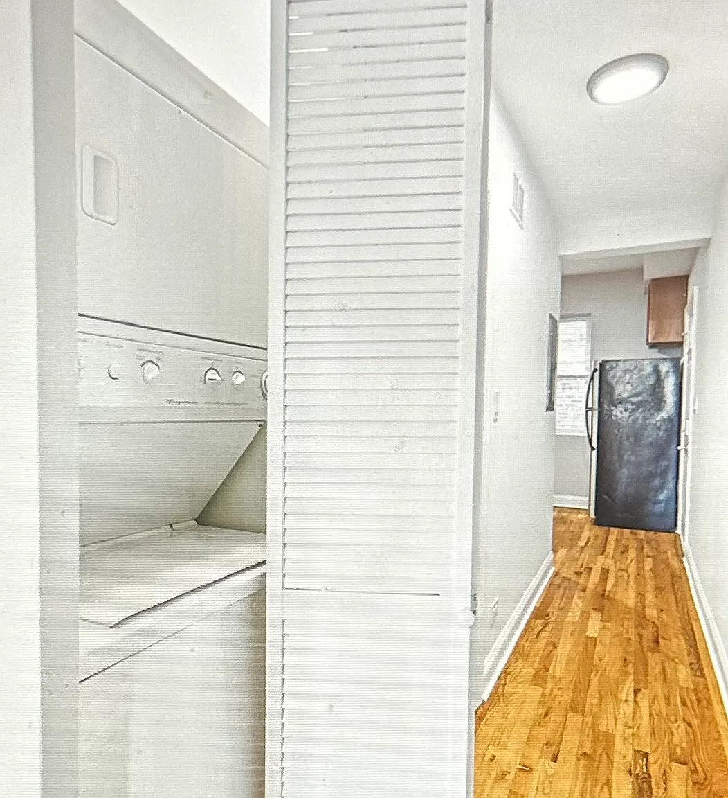 2 bed, 800 sqft, $2,295 — Photo 1