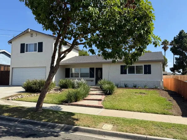 9627 Hume Rd, Santee, CA 92071