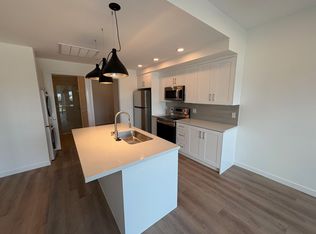 Apply Same Day & Receive $1000 Off At Move In! Spacious 1 Bedroom In The Heart Of Hilcrest!!, San Diego, CA 92103