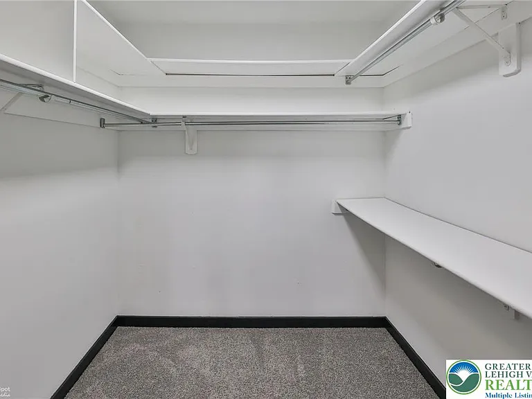 4410 Circle Dr — Photo 33