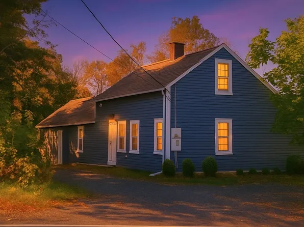 715 Main Rd, Granville, MA 01034