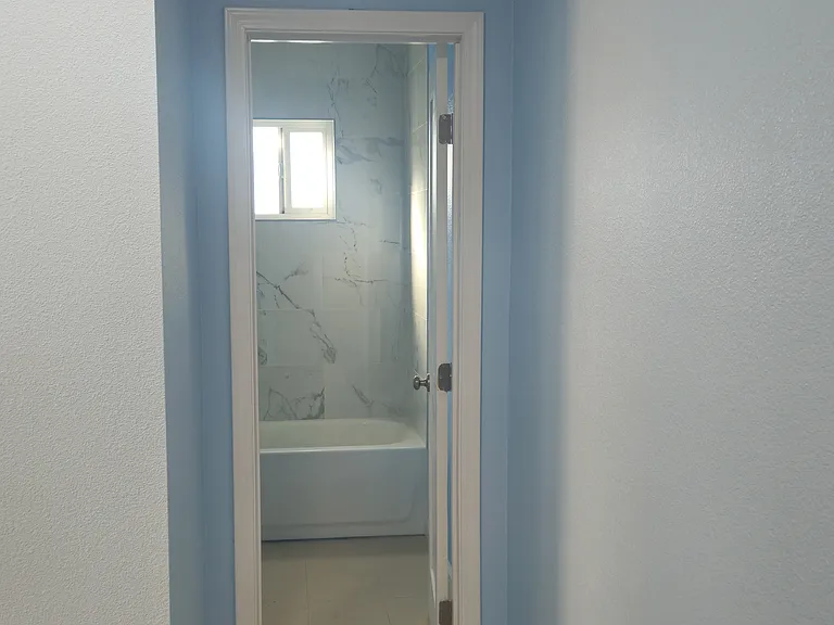 7531 Los Feliz Dr #A — Photo 8