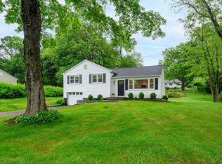 13 Westview Dr, Bethel, CT 06801