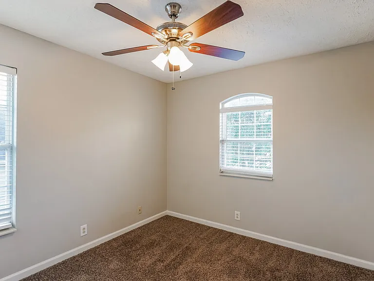 3104 Chambley Ct — Photo 12