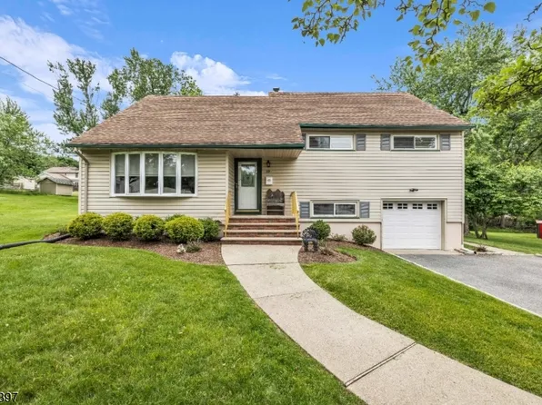 23 Ridge Ct, Cedar Grove Twp., NJ 07009