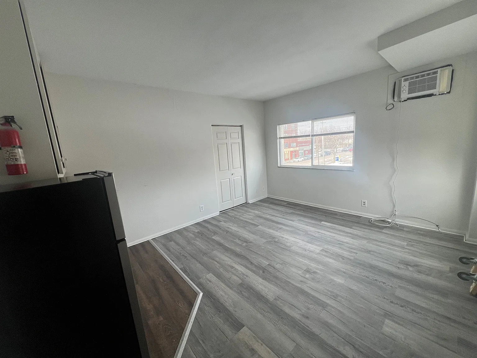 Studio, 375 sqft, $625 — Photo 4