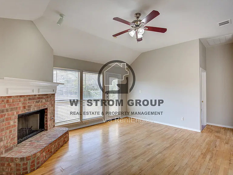 1200 Buehler Ct — Photo 20