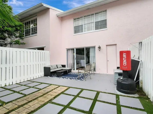 217 Foxtail Drive #D, Greenacres, FL 33415