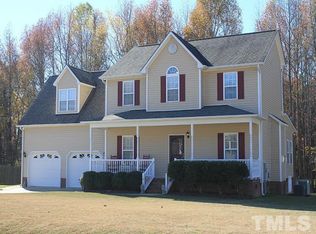 1412 Olde McKenzie Dr, Holly Springs, NC 27540