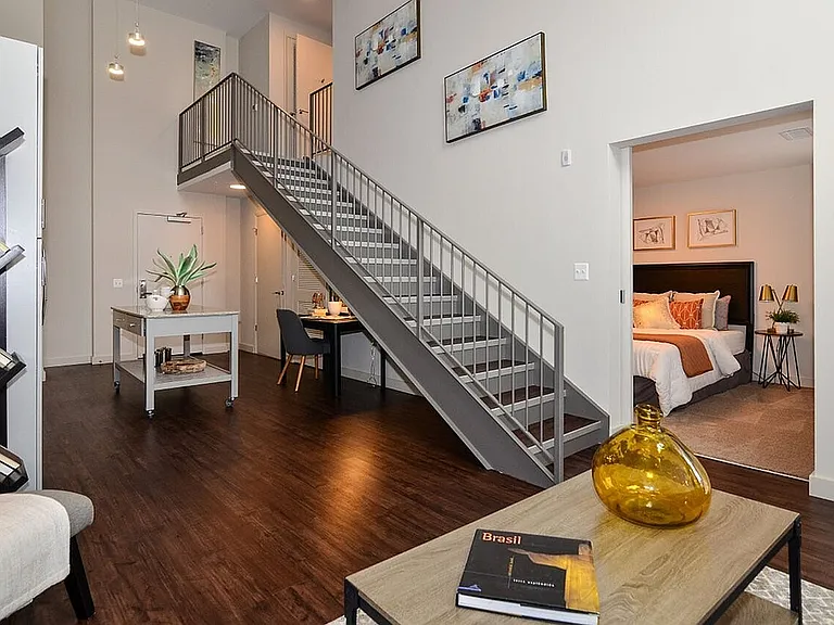 Model Loft Apartment