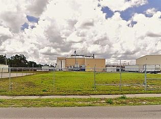 Adams St, Auburndale, FL 33823