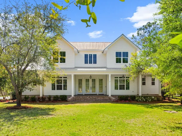 102 Churchill Dr, Santa Rosa Beach, FL 32459