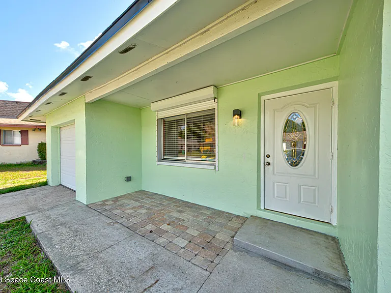 2610 Via Napoli Ct — Photo 4