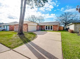 16319 Maplemont Dr, Houston, TX 77095