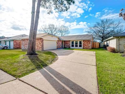 16319 Maplemont Dr, Houston, TX, 77095