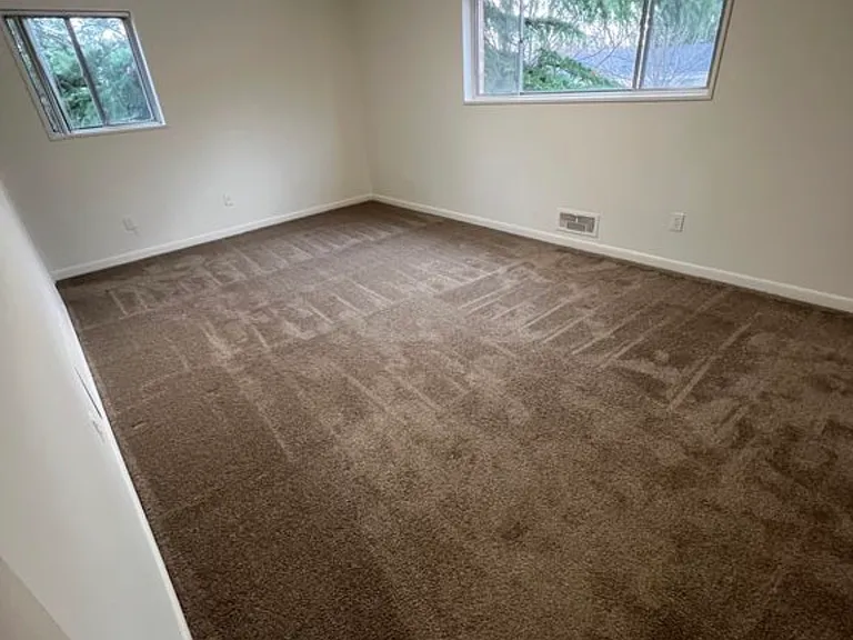10661 Montrose Ave #204 — Photo 7