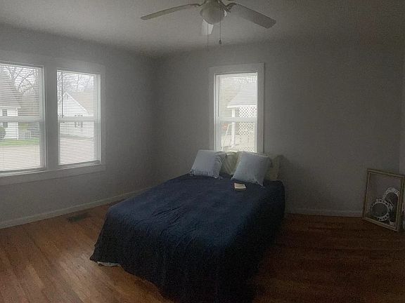 4th image of 717 Riverview Dr